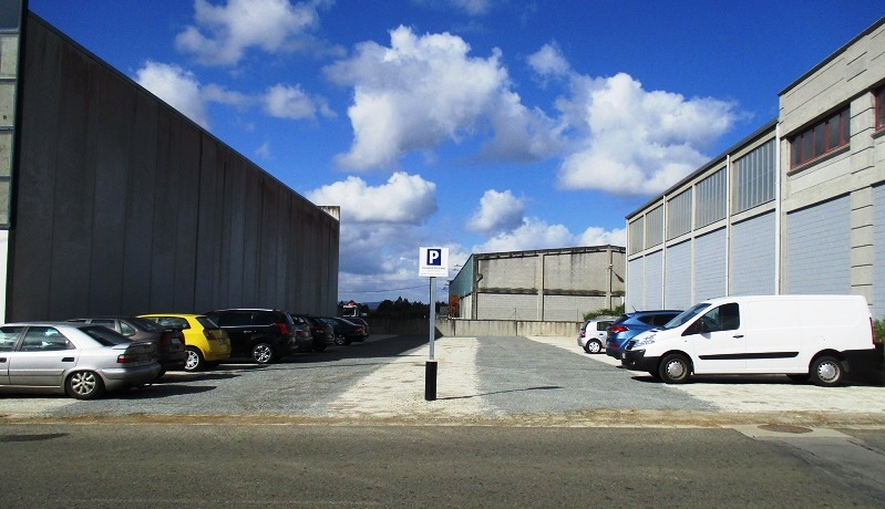 A Asociacin de Empresarios do Polgono tamn acondicionou varios espazos de aparcamento