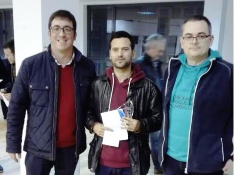 O concelleiro Marcos Trigo, con Arin Gonzlez e o rbitro scar de Prado