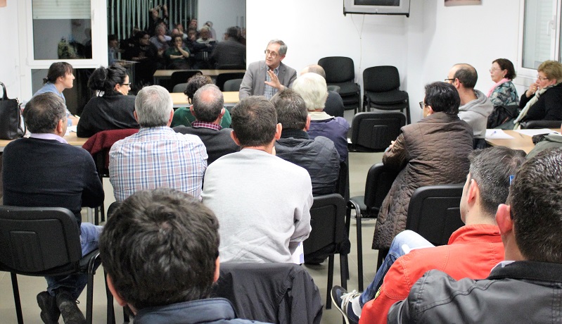 O Consello Parroquial de Noicela reuniuse o mrcores pola noite no Centro Social de Imende