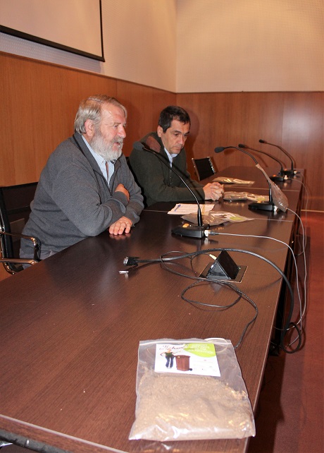 Luis Lamas e Luis ngel Torre, na presentacin dos resultados